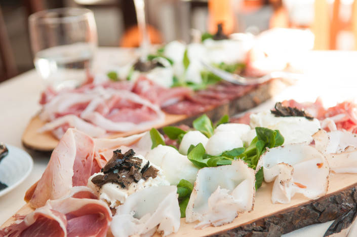tagliere dell'oste l'oste e la civetta roma grigleria