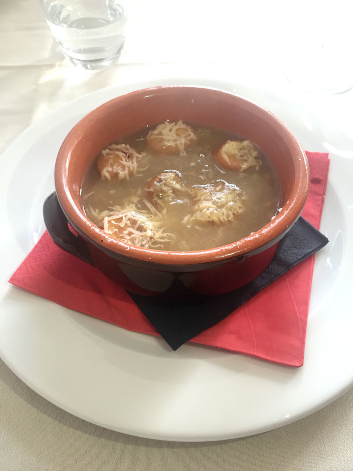 zuppa di cipolle l'oste e la civetta roma griglieria