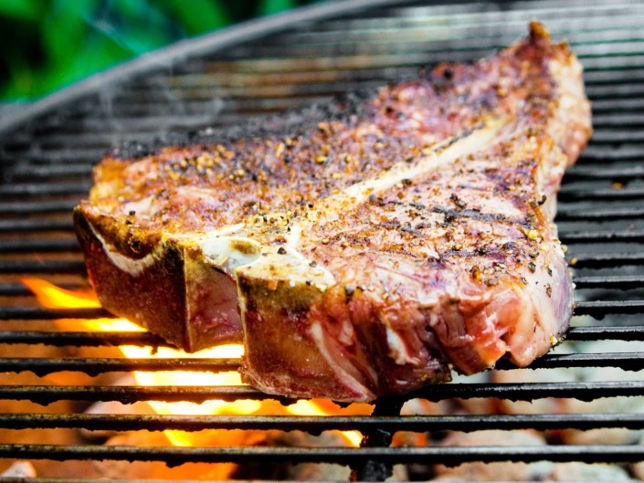 Bistecca Ristorante di carne griglieria l oste e la civetta Roma