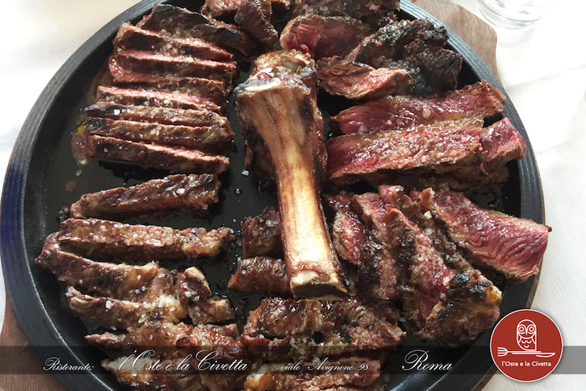 Mangiare carne alla griglia griglieria oste e la civetta